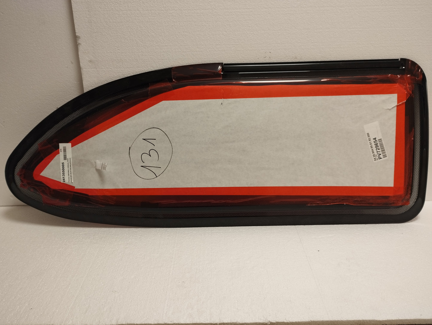 Vindu til Hobby 860x338mm