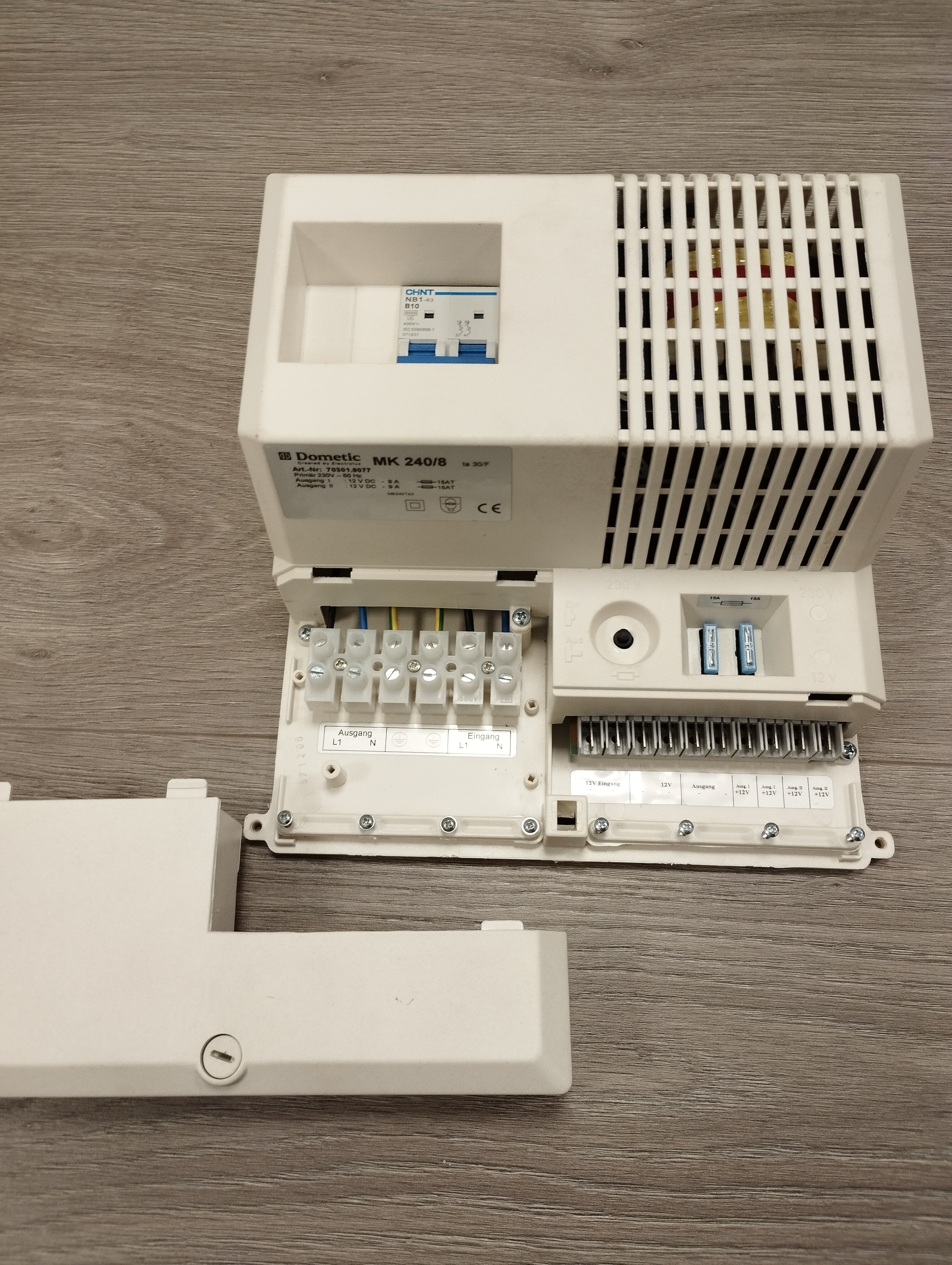 Selected Variant Image